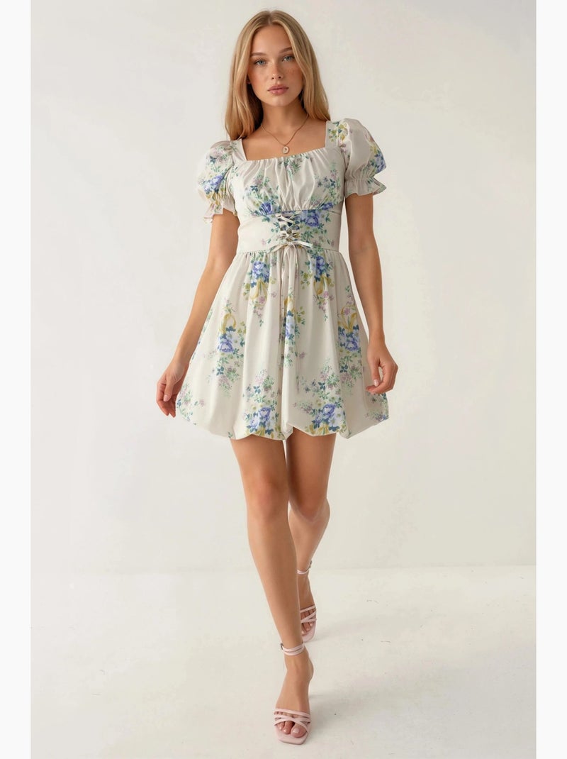 Bloemen a-lijn mini-jurk met strikdetail busem Crème - Kiabi