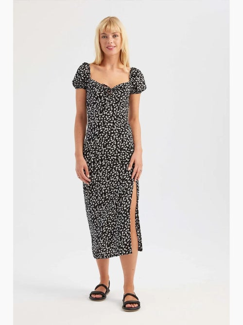 Bloemen midi-jurk met blote schouders en zijsplit hiccup - Kiabi Bloemen midi-jurk met blote schouders en zijsplit hiccup - Kiabi