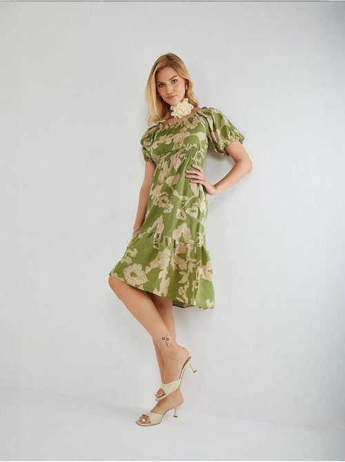 Bloemen midi-jurk met ruches, off-shoulder en strikdetail mixray - Kiabi Bloemen midi-jurk met ruches, off-shoulder en strikdetail mixray - Kiabi
