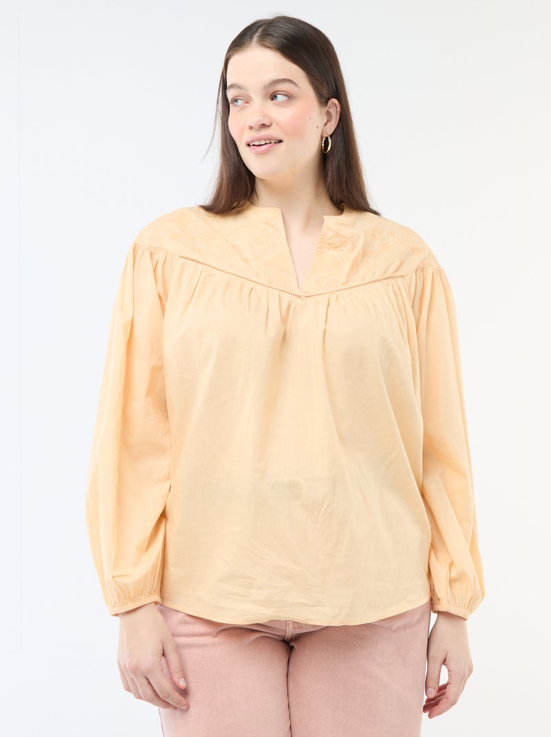 Blouse à manches longues avec broderies Beige - Kiabi