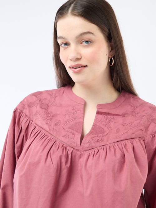 Blouse à manches longues avec broderies - Kiabi