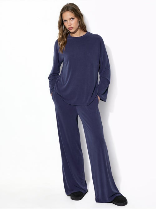 Blouse à manches longues avec col rond et coupe décontractée busem - Kiabi Blouse à manches longues avec col rond et coupe décontractée busem - Kiabi