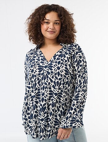 Blouse à manches longues col pointes libres