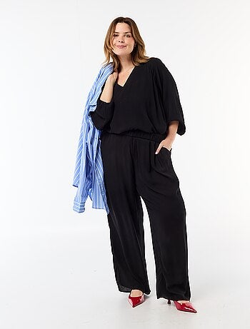 Blouse à manches longues col pointes libres