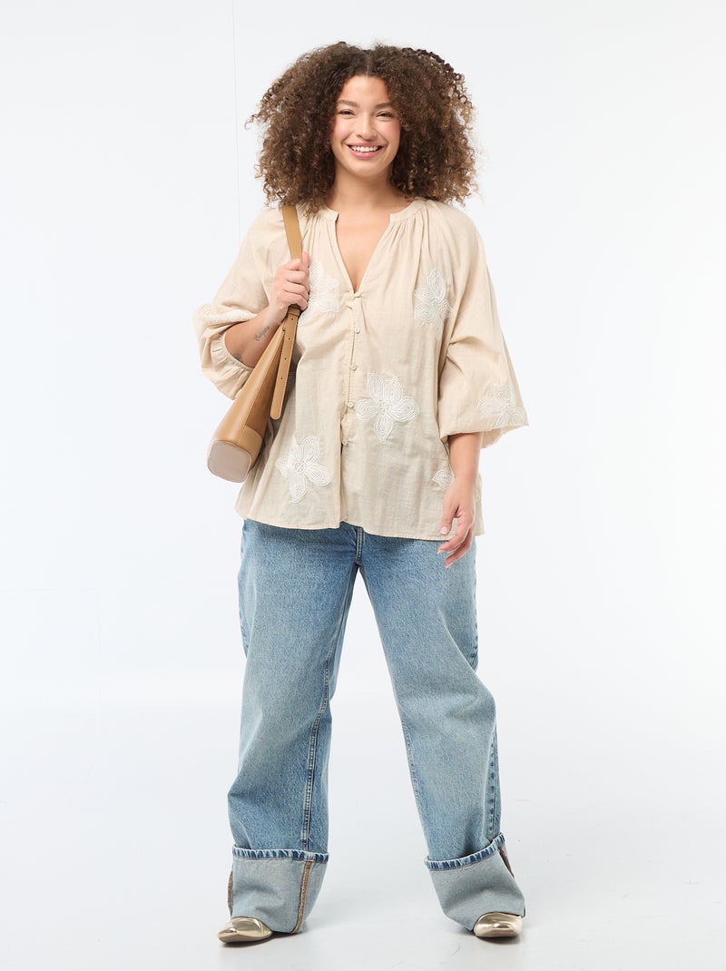 Blouse avec broderies Beige - Kiabi
