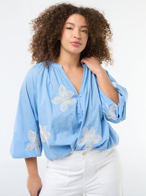 Blouse avec broderies - Kiabi