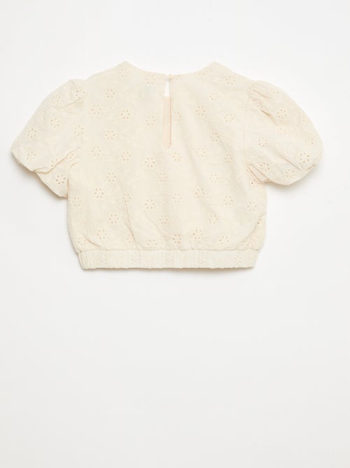 Blouse avec broderies fleurs à manches courtes - Kiabi