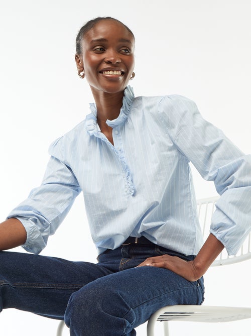 Blouse avec volants au col et à l'ouverture - Kiabi Blouse avec volants au col et à l'ouverture - Kiabi