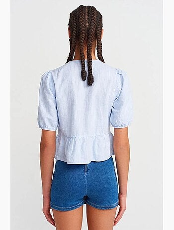 Blouse courte femme avec détail nœud dilvin