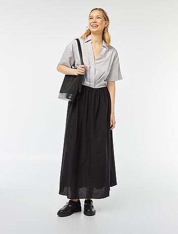 Blouse cropped avec ouverture boutonnée croisée