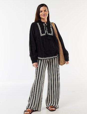 Blouse de maternité brodée en gaze de coton