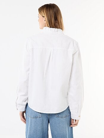 Blouse en denim avec col volanté