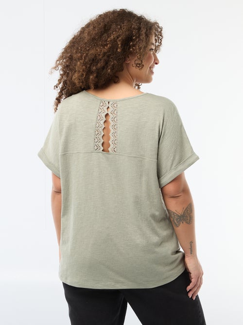 Blouse en matière crêpée manches courtes - Kiabi