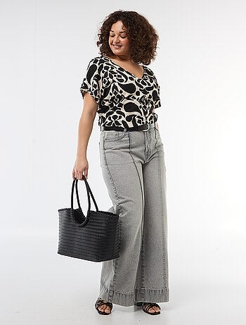 Blouse en matière gaufrée à manches courtes