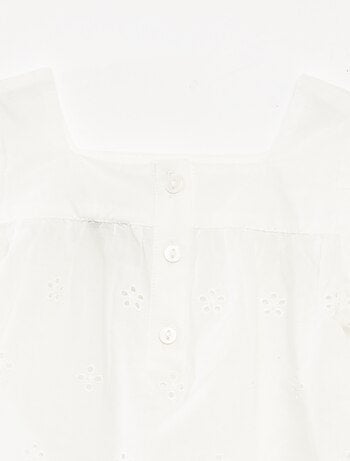 Blouse en voile de coton avec broderies anglaises