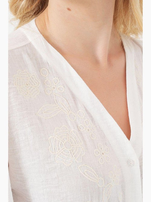 Blouse geborduurd v-hals met knopen bdart - Kiabi