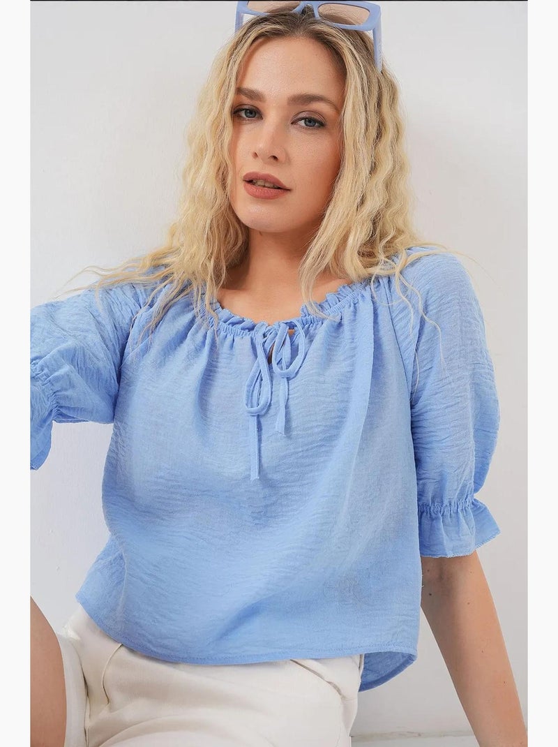 Blouse kort structuur boothals met pompons bdart Lichtblauw - Kiabi