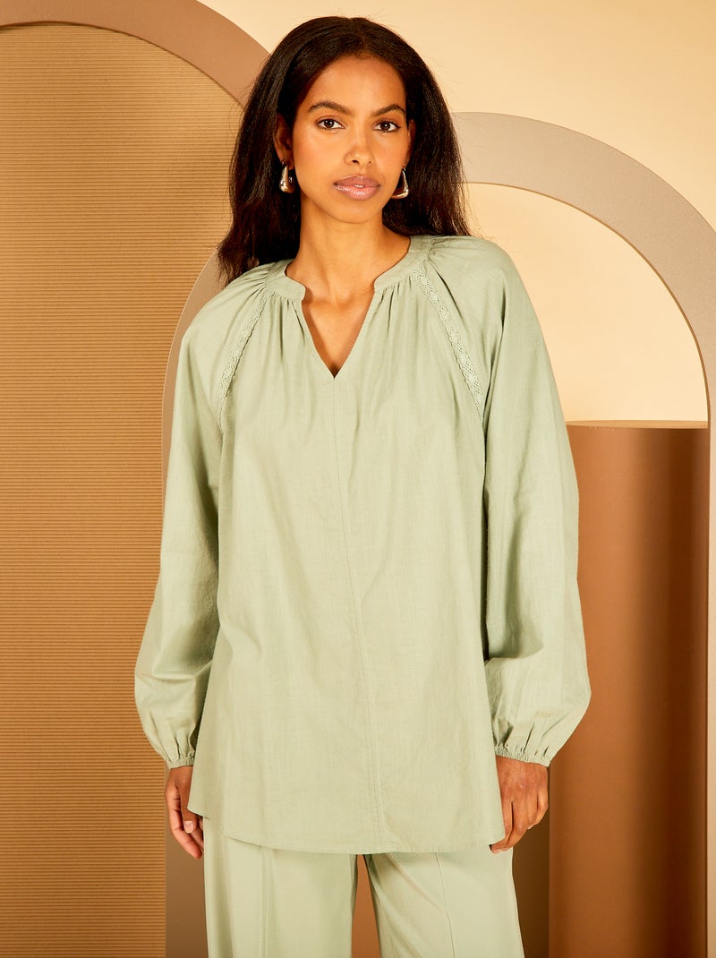 Blouse large en coton avec broderies Vert - Kiabi