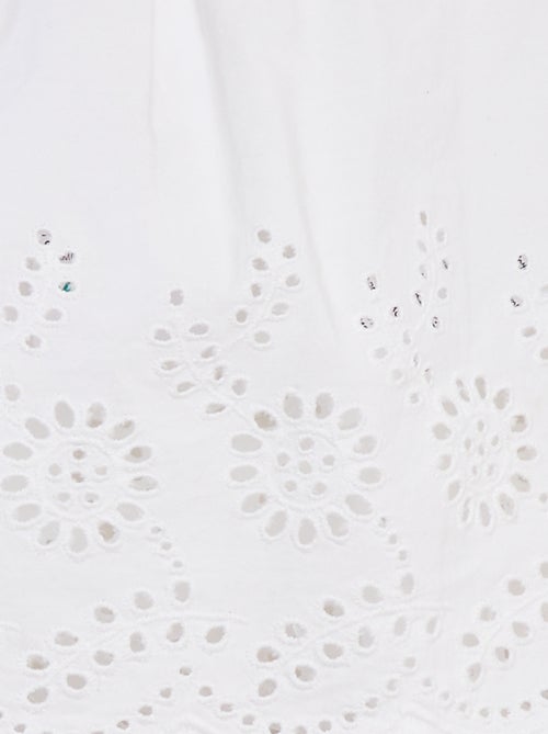 Blouse légère avec bretelles volantées et broderies - Kiabi