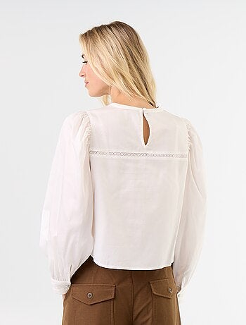 Blouse manches longues avec broderies