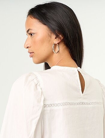 Blouse manches longues avec broderies