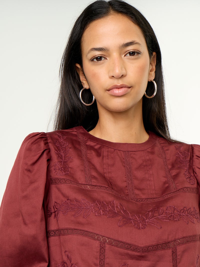 Blouse manches longues avec broderies Rouge - Kiabi