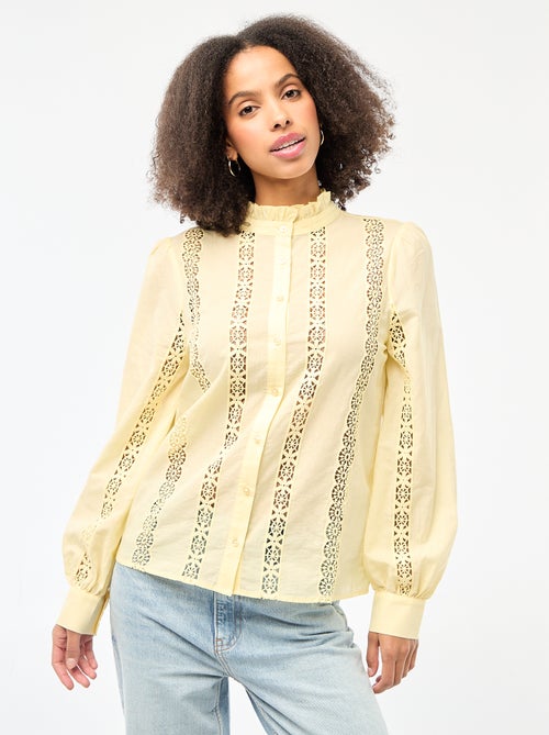 Blouse met broderie anglaise en ruchekraag - Kiabi Blouse met broderie anglaise en ruchekraag - Kiabi