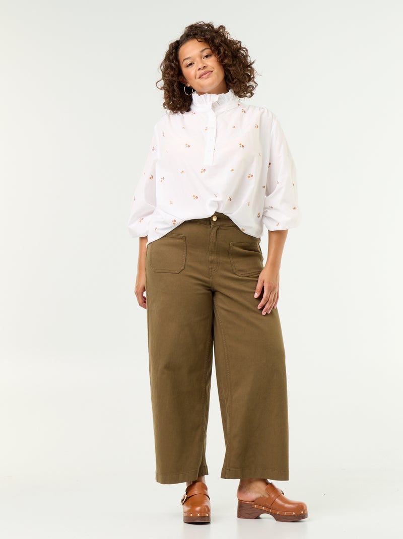 Blouse met geborduurde bloemen en opstaande kraag Wit - Kiabi