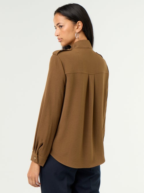 Blouse met hoge kraag en schouderstukken - Kiabi
