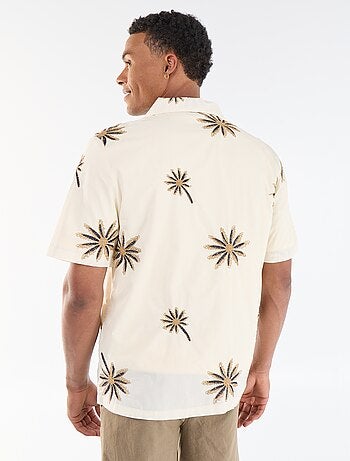 Blouse met korte mouwen en geborduurd motief