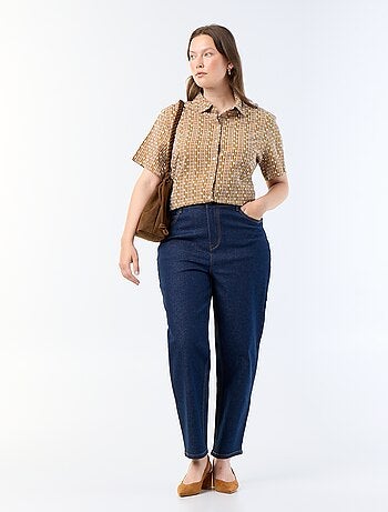 Blouse met korte mouwen en geborduurde print