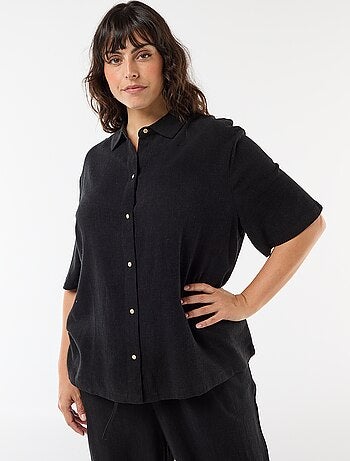 Blouse met korte mouwen en knoopsluiting