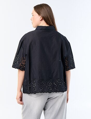 Blouse met korte mouwen en opengewerkte borduursels