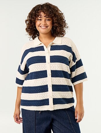 Blouse met korte mouwen van gehaakte stof