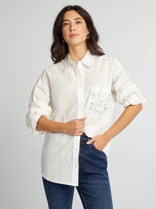 Blouse met kraaltjes op het borstzakje