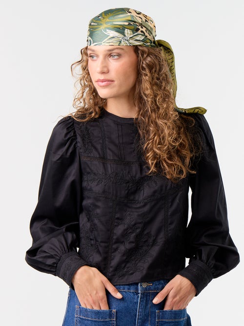 Blouse met lange mouwen en borduursels - Kiabi Blouse met lange mouwen en borduursels - Kiabi