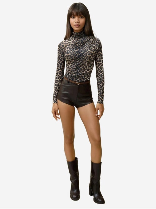 Blouse met luipaardprint en halve col hiccup - Kiabi Blouse met luipaardprint en halve col hiccup - Kiabi