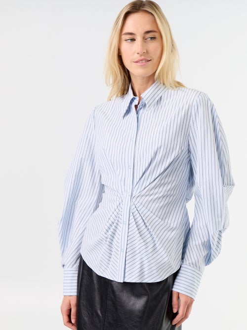 Blouse met speelse, getailleerde voorkant - Kiabi