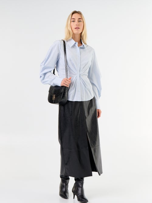 Blouse met speelse, getailleerde voorkant - Kiabi
