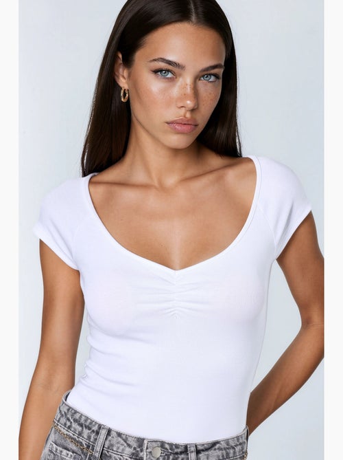 Blouse met v-hals en korte mouwen met drapering busem - Kiabi