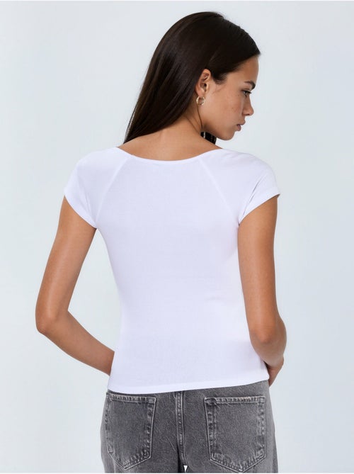 Blouse met v-hals en korte mouwen met drapering busem - Kiabi