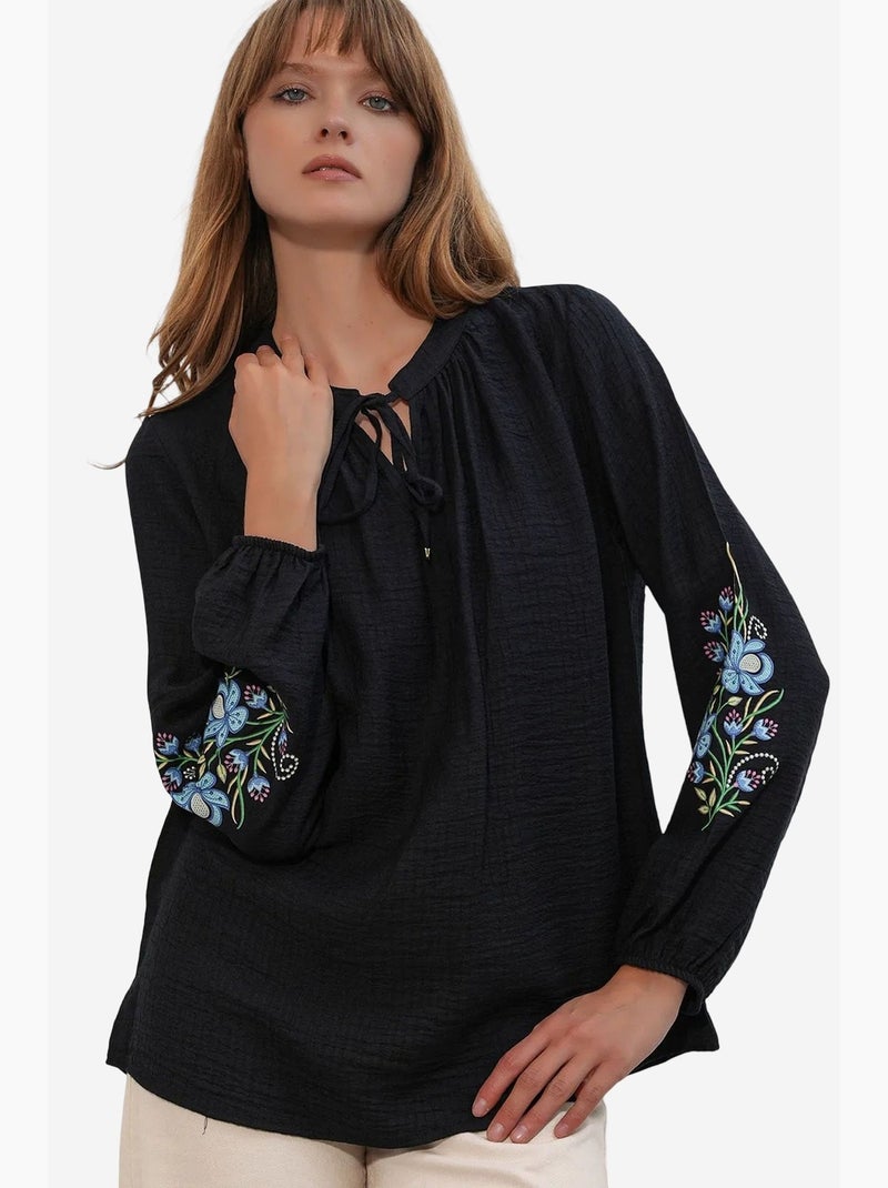 Blouse oversize en crêpe brodé bdart Noir - Kiabi