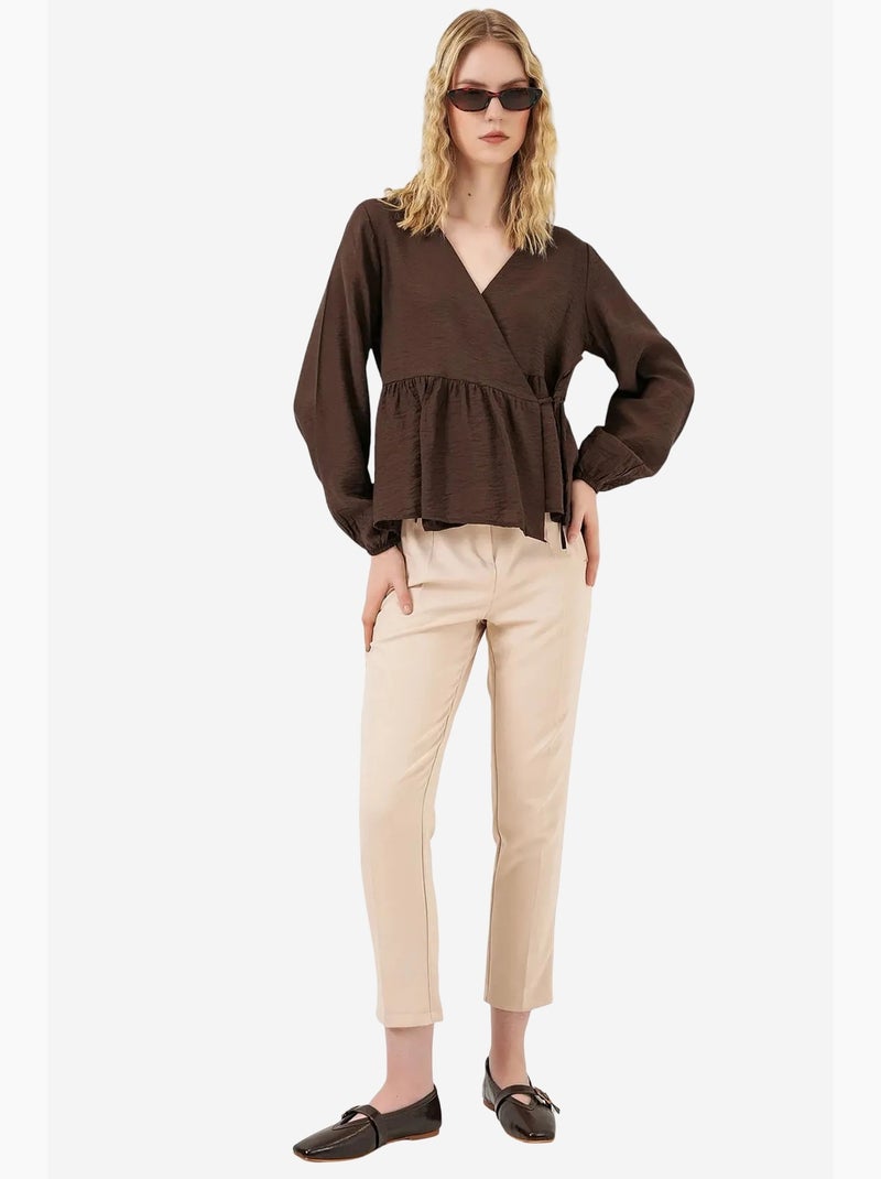 Blouse portefeuille en crêpe à col en v et détail nœud bdart Marron chocolat - Kiabi