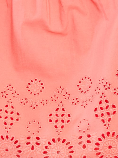 Blouse smockée avec broderie anglaise - Kiabi