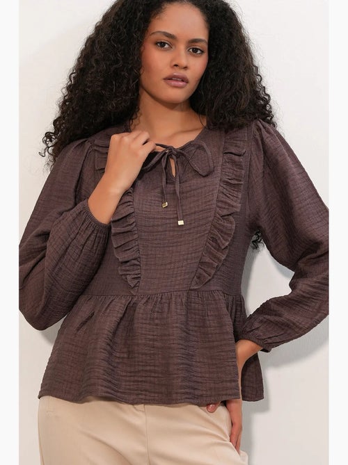 Blouse tissée à volants avec lien bdart - Kiabi Blouse tissée à volants avec lien bdart - Kiabi