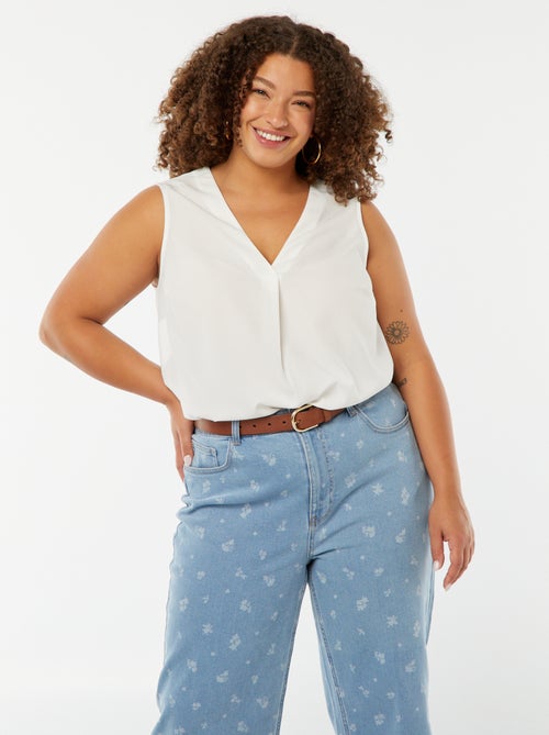 Blouse uni avec couture fantaisie au col - Kiabi