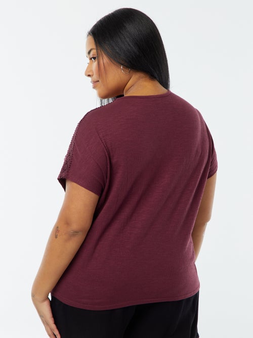 Blouse van crêpe-achtige stof met borduursel - Kiabi