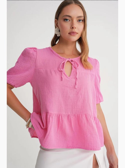 Blouse van structuurmousseline met ronde hals en bies mixray - Kiabi Blouse van structuurmousseline met ronde hals en bies mixray - Kiabi