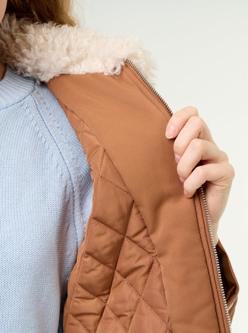 Blouson court avec col effet moutonné - Kiabi
