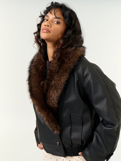 Blouson court en faux cuir avec col en fausse fourrure amovible - Kiabi